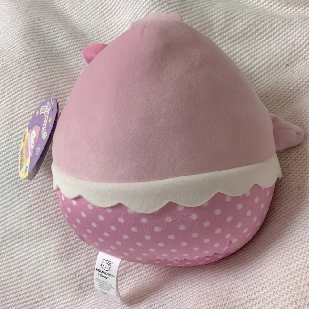 Hello kitty squishmallow